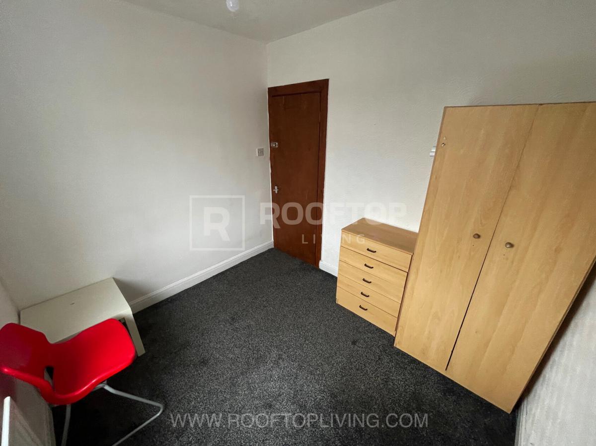 5 bedroom house for rent St. Annes Road, Leeds, LS6 3NZ UniHomes