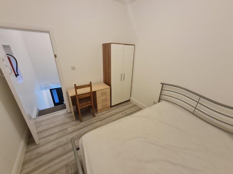 4 bedroom house for rent Fairview Avenue, Manchester, M19 2AN UniHomes