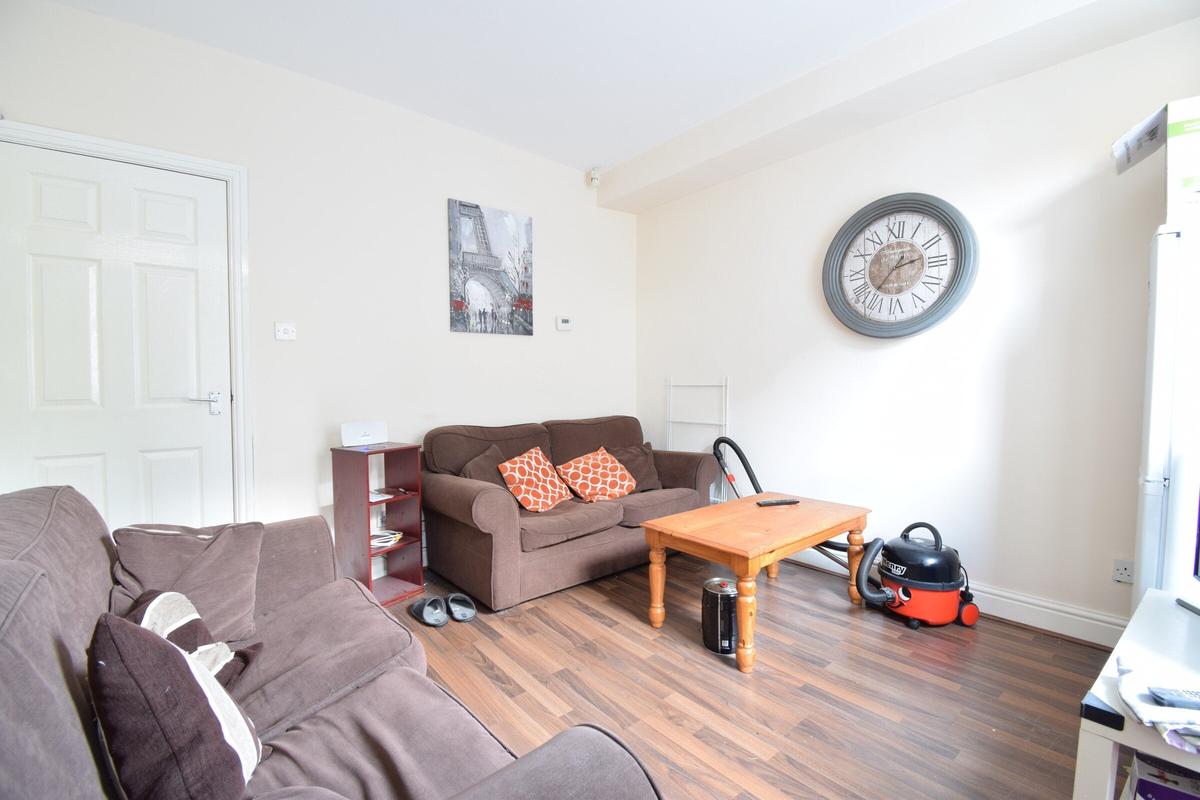 3 bedroom house for rent Crookes, Sheffield, S10 1UH UniHomes