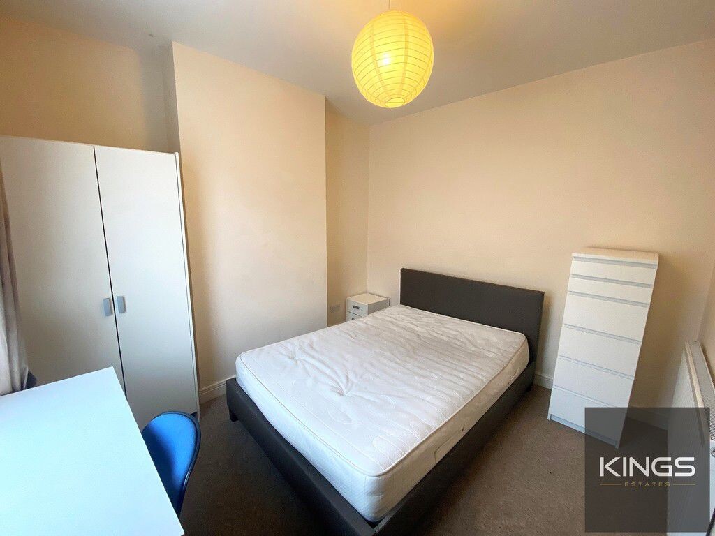 3 bedroom house for rent Purbrook Road, Portsmouth, PO1 5BH UniHomes