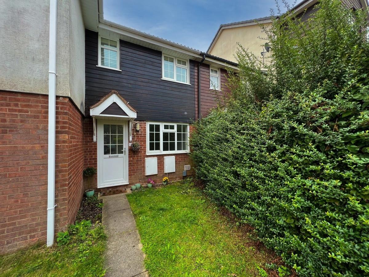 2 bedroom house for rent Haxby Court, Cardiff, CF10 4BH UniHomes