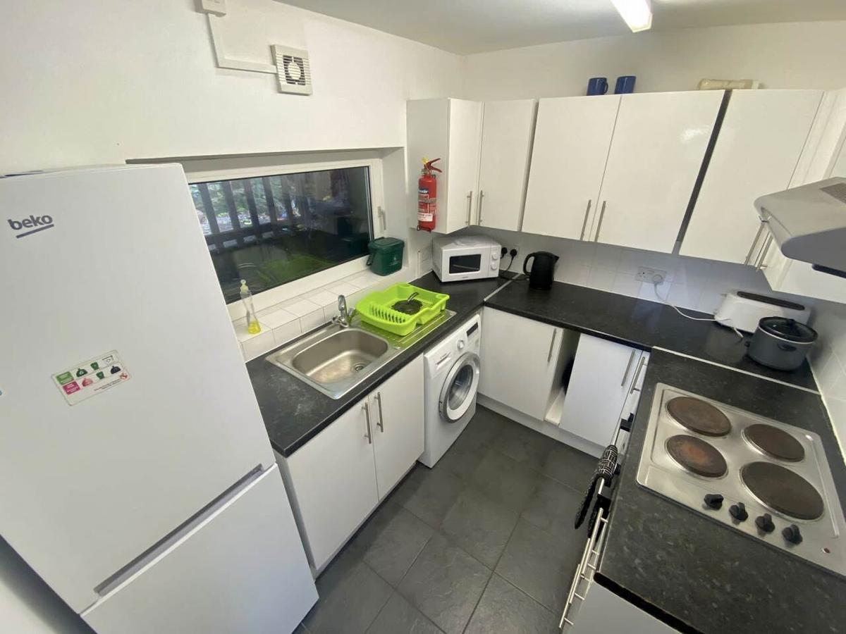 4 bedroom house for rent Bay View Terrace, Brynmill, Swansea, SA1 4LT