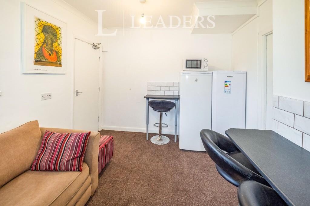 7 bedroom house for rent Westlea Road, Leamington Spa, CV31 3JJ UniHomes