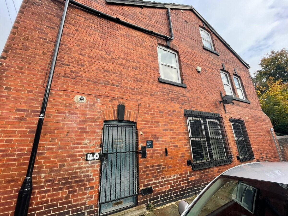 8 bedroom house for rent Archery Road, Leeds, LS2 9AU UniHomes