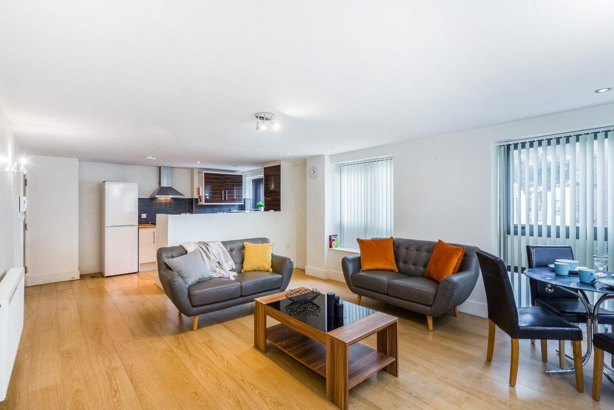 2 bedroom apartment for rent Cardigan Road Leeds, LS6 1QL UniHomes