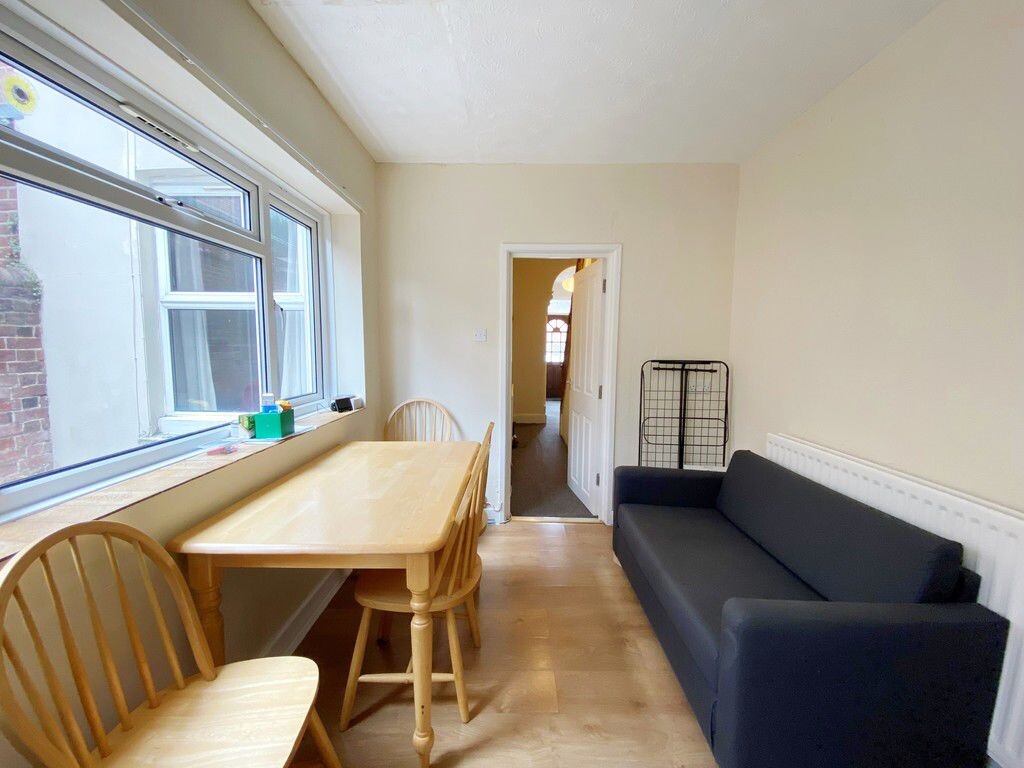 4 bedroom house for rent Forster Road Southampton, SO14 6RR UniHomes