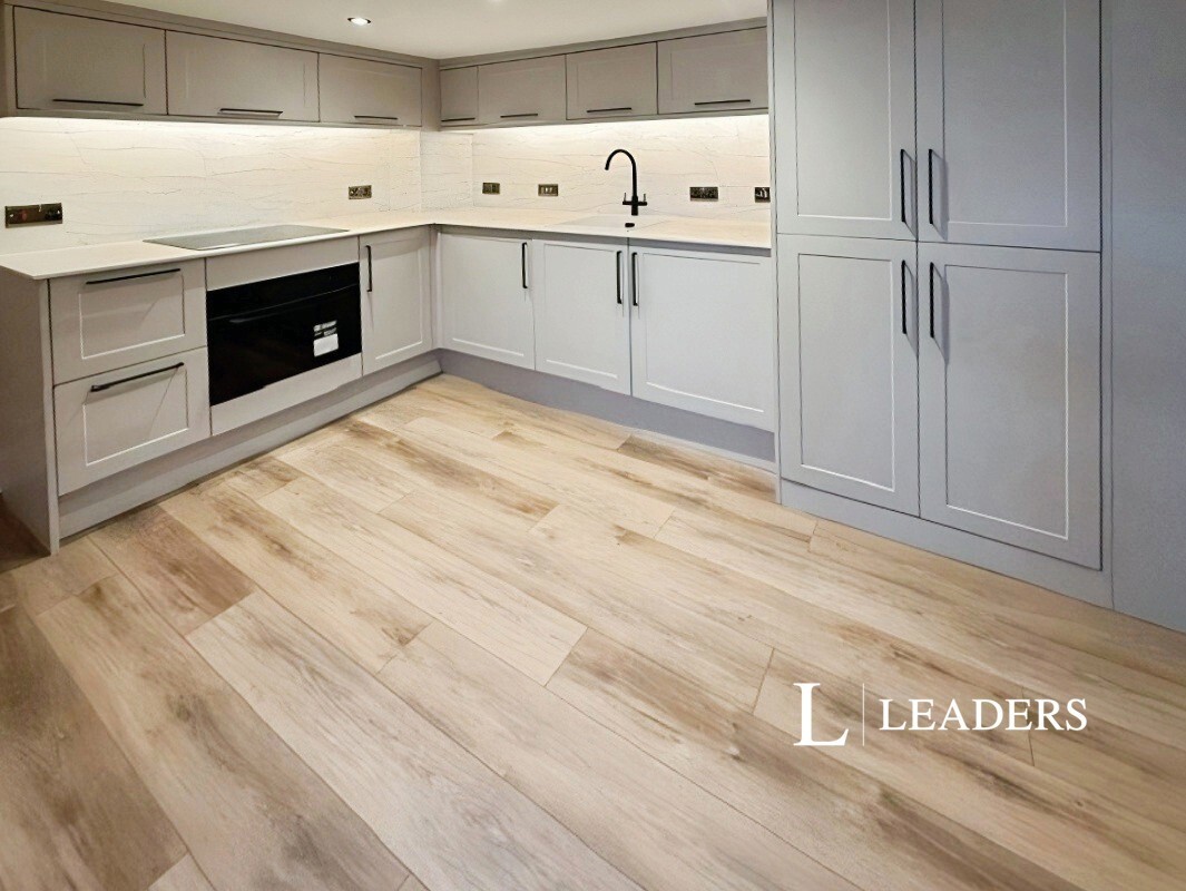 4 bedroom apartment on North Street, City Centre, Brighton