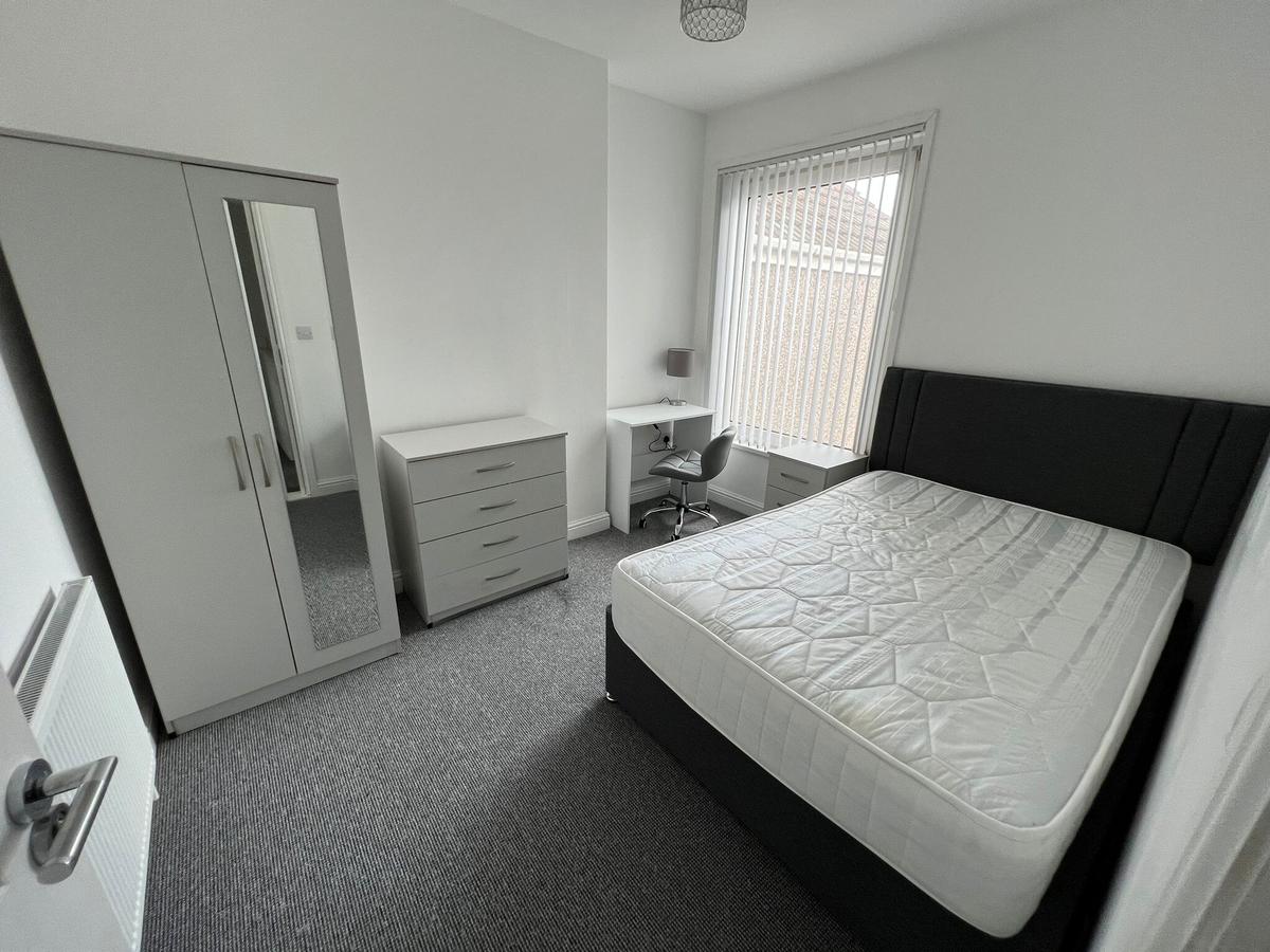 4 bedroom house for rent Baglan Street, Swansea, SA1 8JZ UniHomes