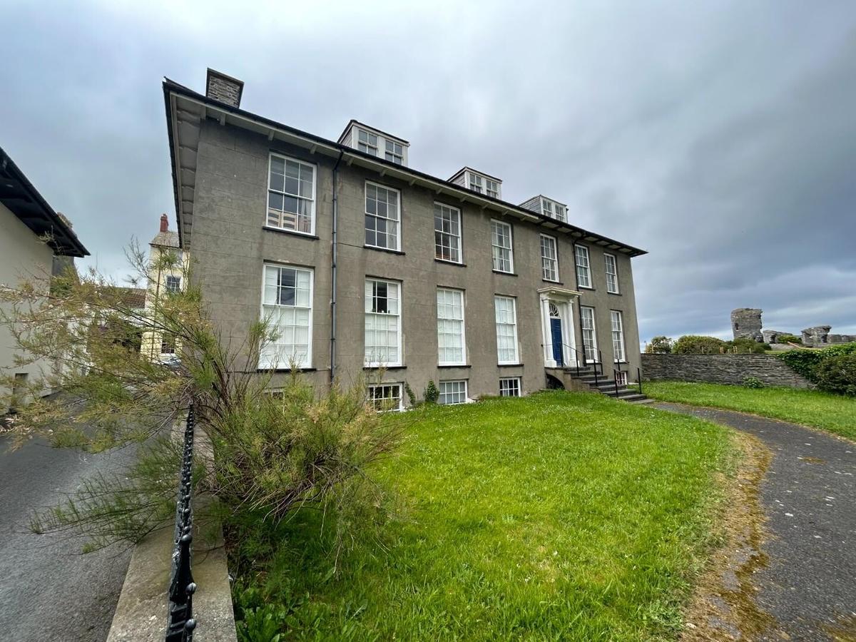 1 bedroom apartment for rent Laura Place, Aberystwyth, SY23 2AU UniHomes