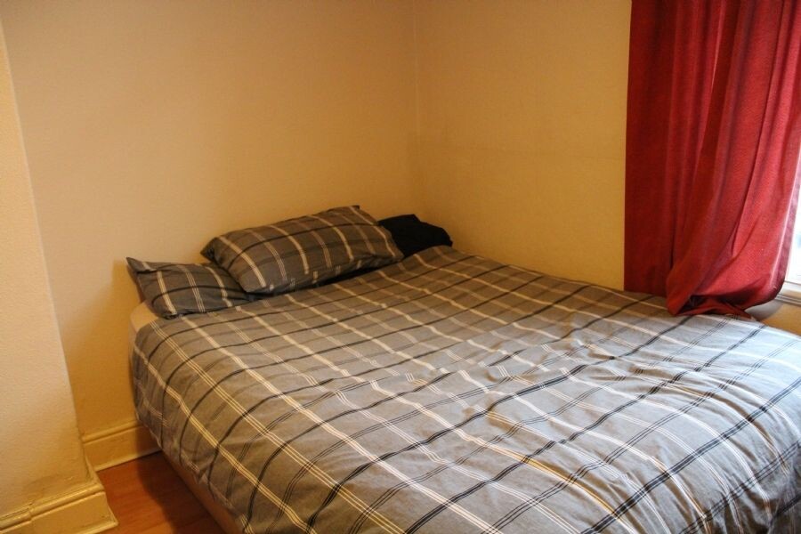 3 bedroom house for rent Norbury Avenue, Liverpool, L18 1JQ UniHomes