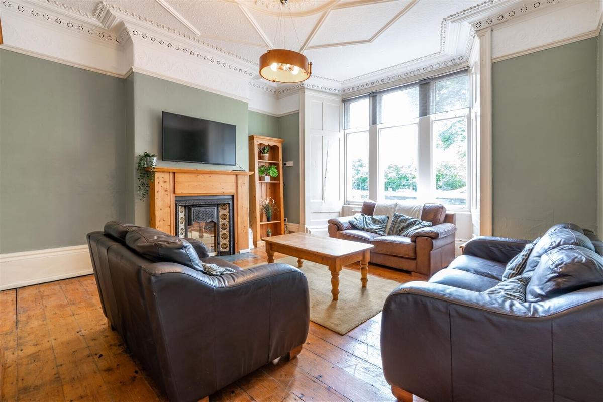 7 bedroom house for rent Heaton Grove, Newcastle, NE6 5NP UniHomes