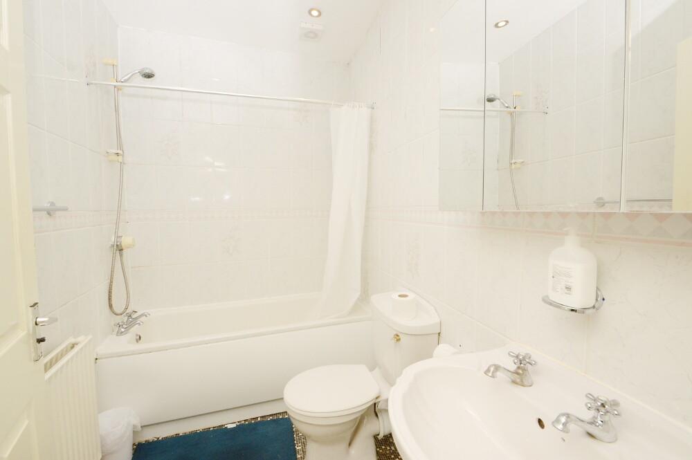 5 bedroom apartment for rent Wilmslow Road, Manchester, M14 6NW UniHomes