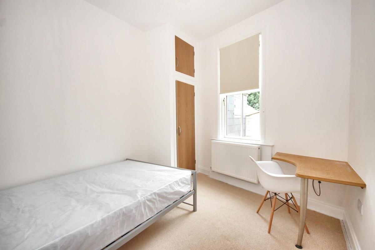 4 bedroom apartment for rent Mile End, Bath, BA1 6PT UniHomes