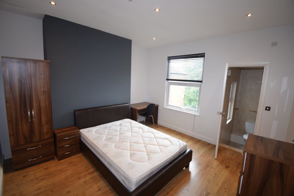 7 bedroom house for rent Uttoxeter New Road, Derby, DE22 3JB UniHomes