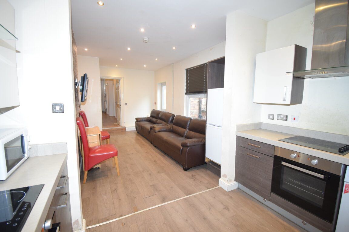 7 bedroom house for rent Uttoxeter New Road, Derby, DE22 3JB UniHomes