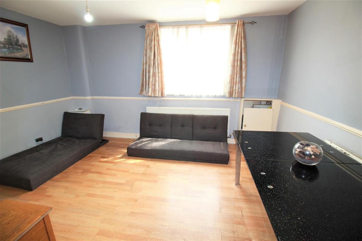 4 bedroom house for rent High Street, London, UB8 2AW UniHomes