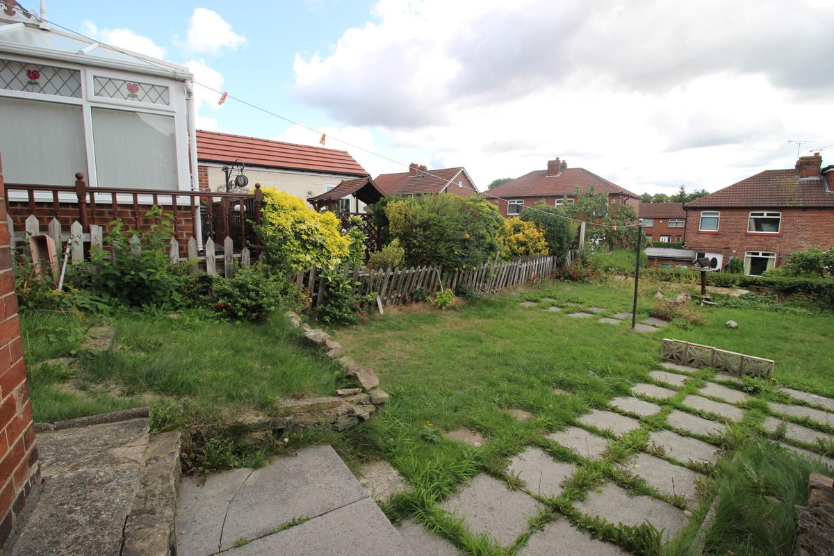 3 bedroom house for rent Burley Hill Drive, Leeds, LS4 2SZ UniHomes