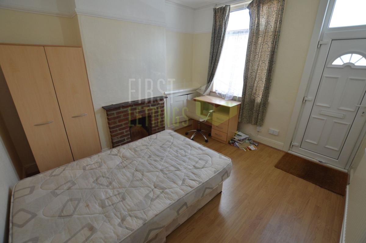 2 bedroom house for rent St. Leonards Road, Leicester, LE2 3BZ UniHomes