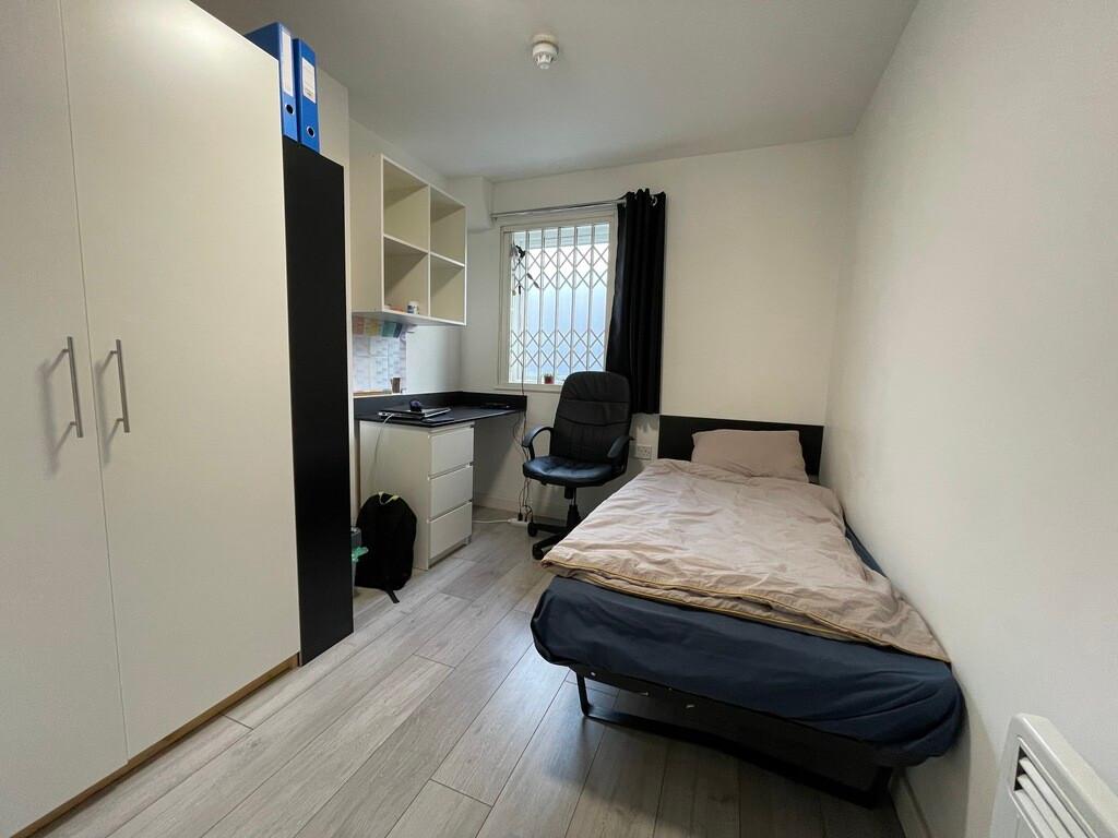 3 bedroom apartment for rent Powell Street, Sheffield, S3 7NX UniHomes