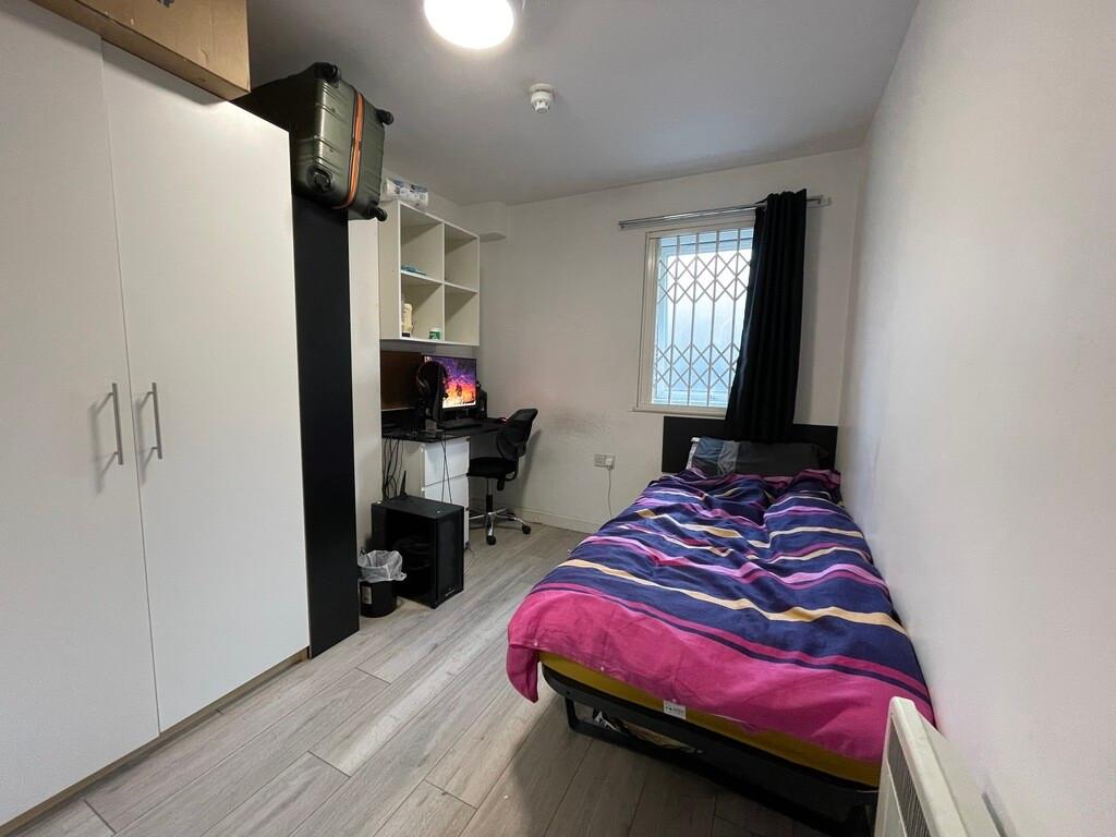 3 bedroom apartment for rent Powell Street, Sheffield, S3 7NX UniHomes