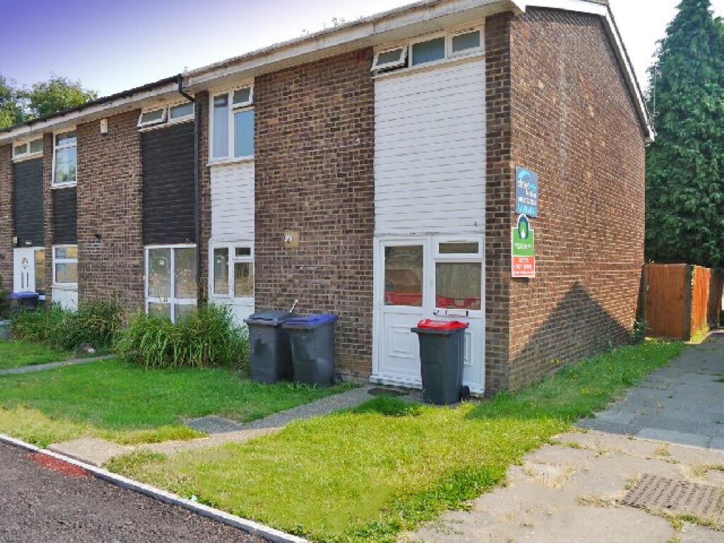4 bedroom house on Kemsing Gardens, Hales Place, Canterbury