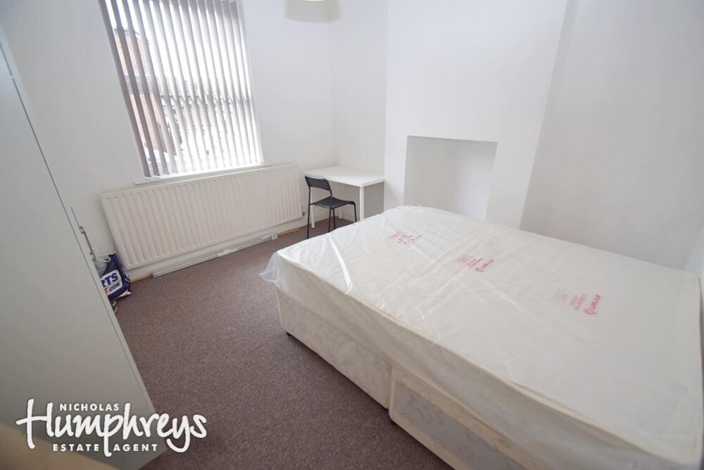 6 bedroom house for rent Wharf Street, Keele, ST5 1JZ UniHomes