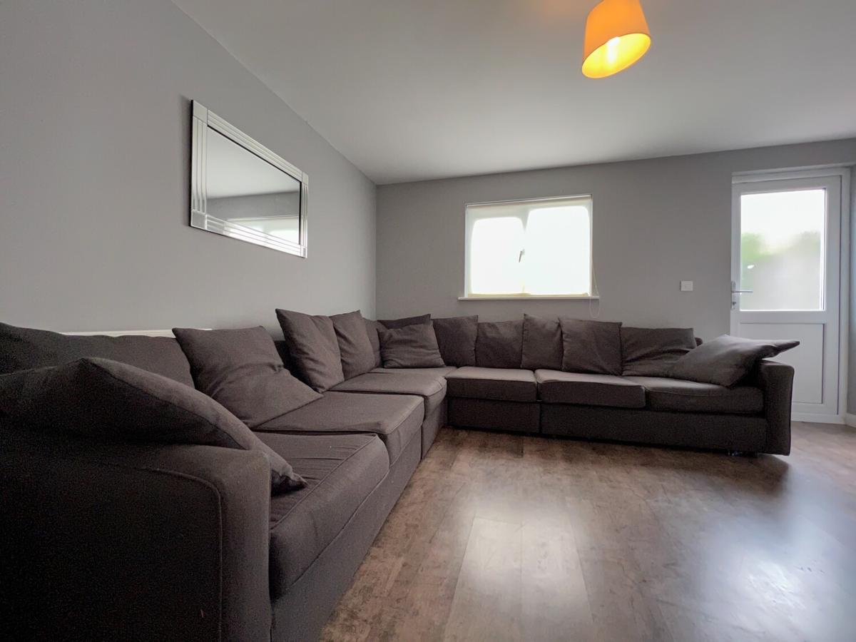 8 bedroom house on Coburn Street, Cathays, Cardiff