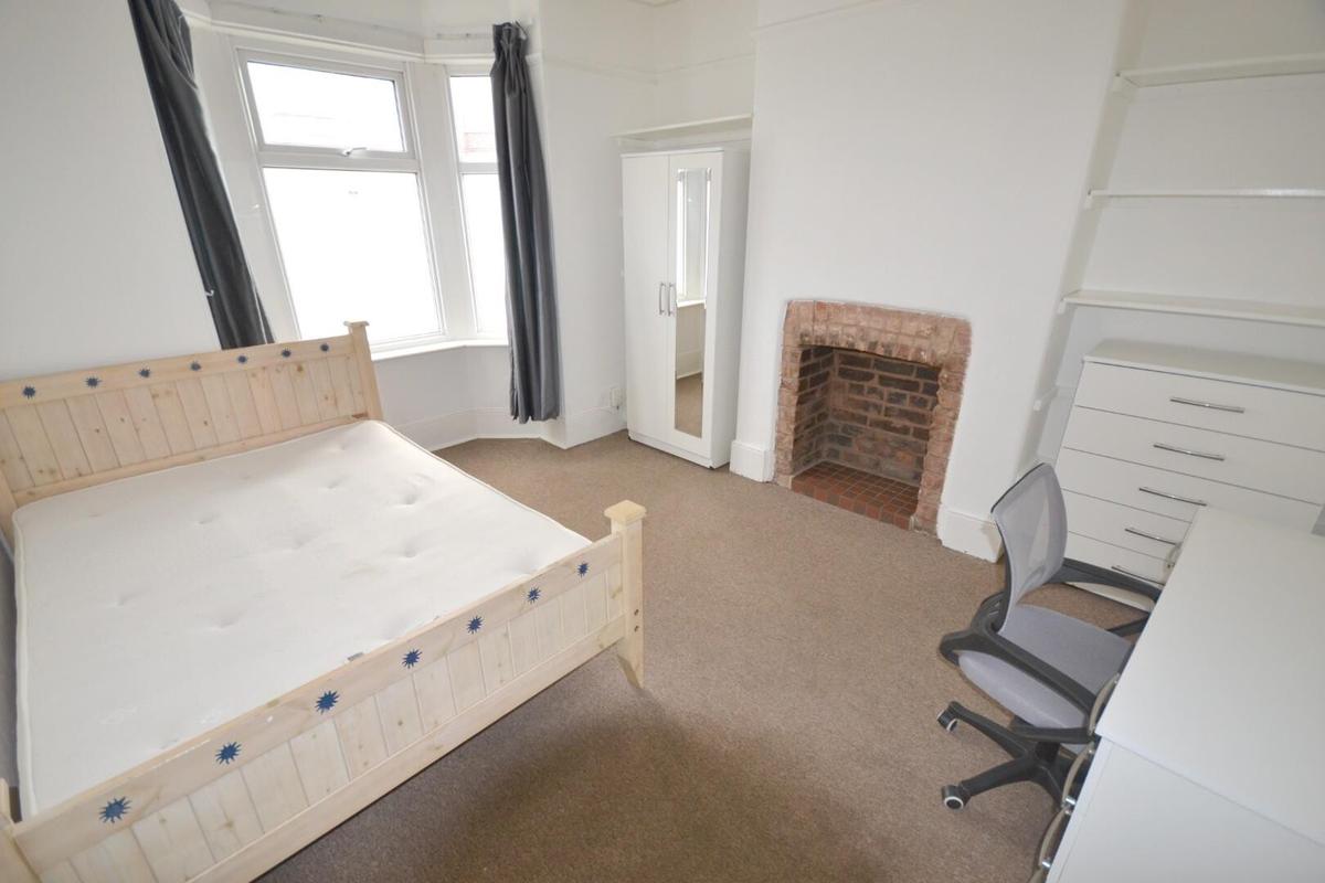 4 bedroom house for rent Pinhoe Road, Exeter, EX4 7HS UniHomes