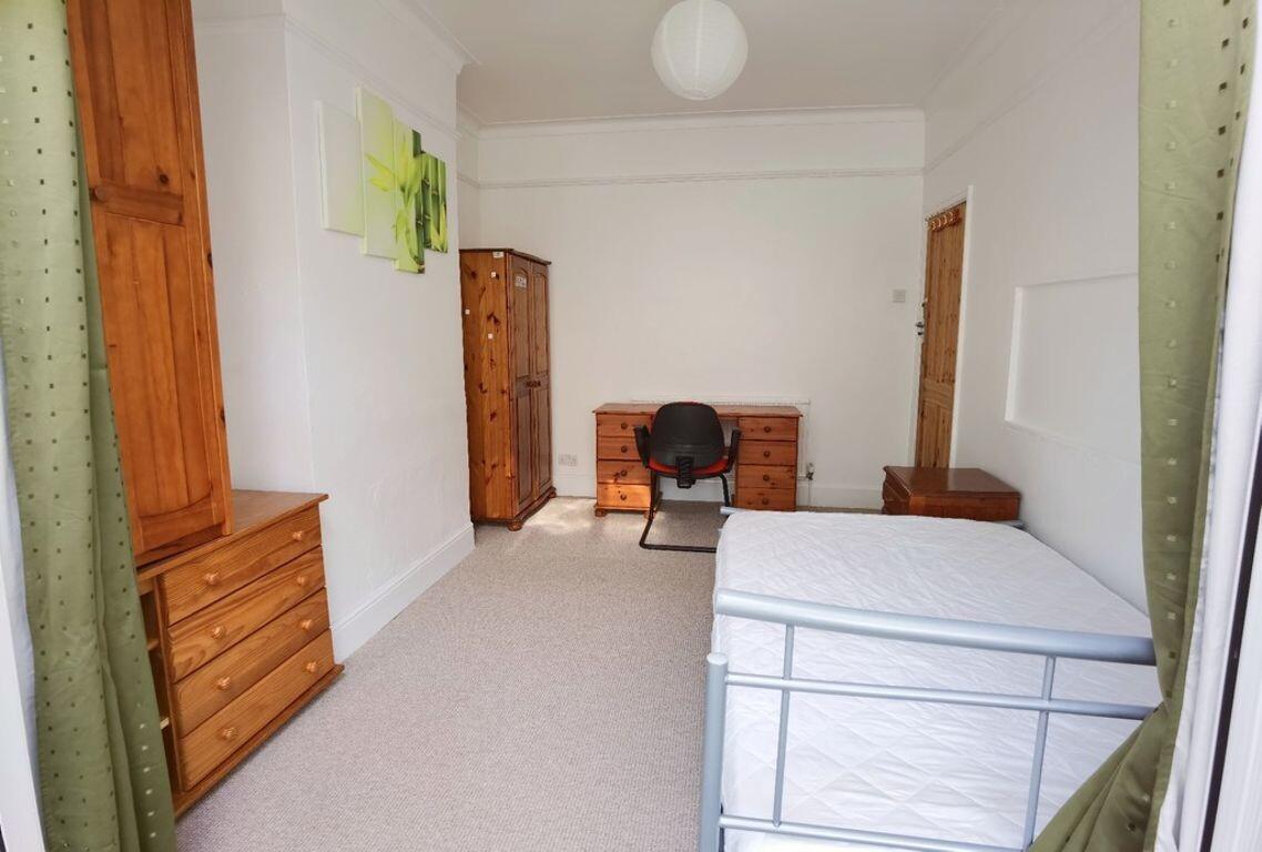 5 bedroom house for rent Fernhurst Road Portsmouth, PO4 8AA UniHomes