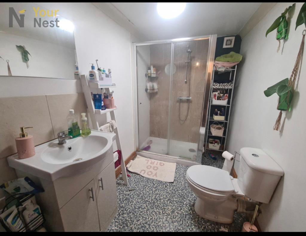 4 bedroom house for rent St John's Avenue, Leeds, LS3 1DY UniHomes