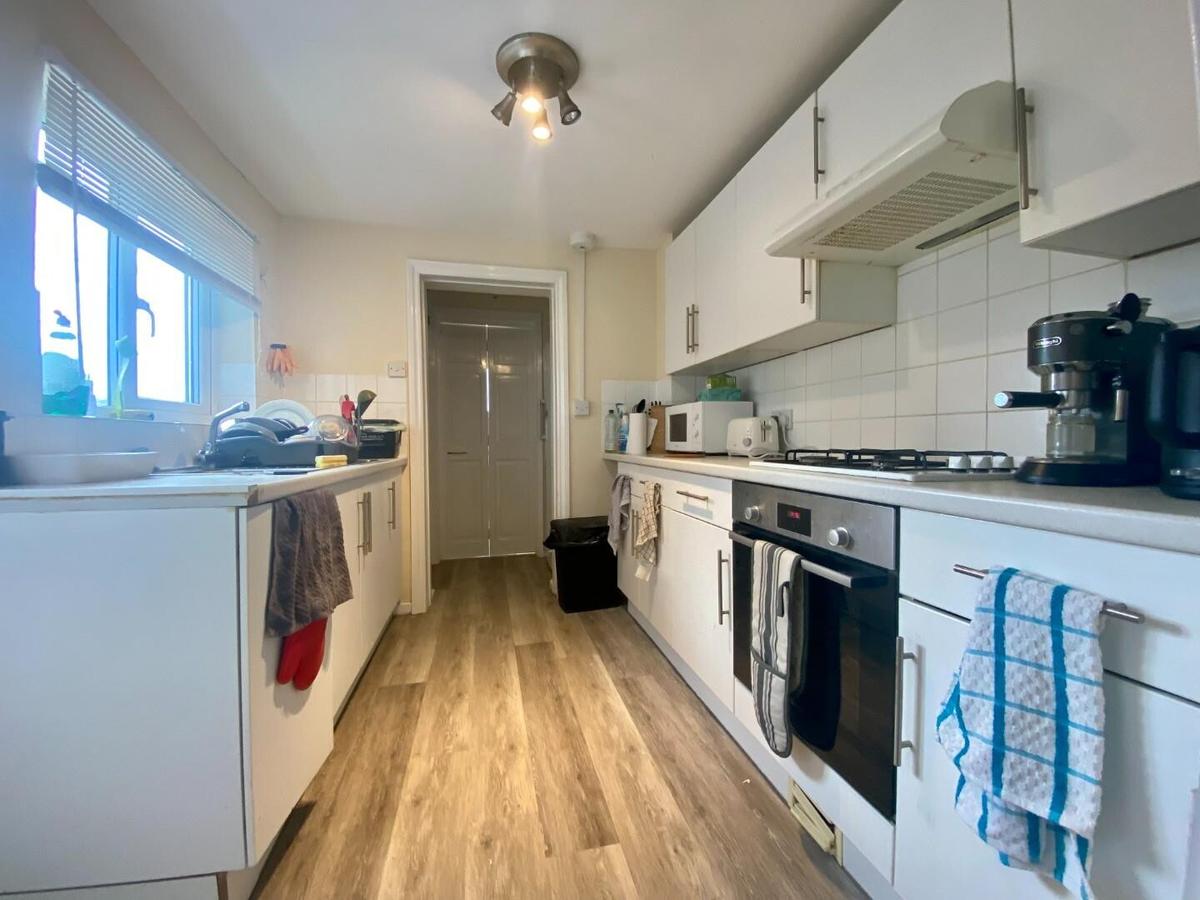 5 bedroom house for rent Coronation Avenue, Bath, BA2 2JN UniHomes