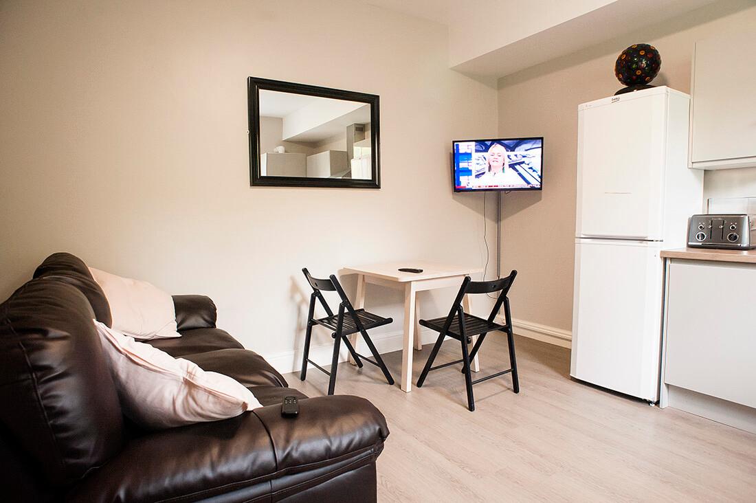 3 bedroom apartment for rent Dover Road, Sheffield, S11 8RH UniHomes