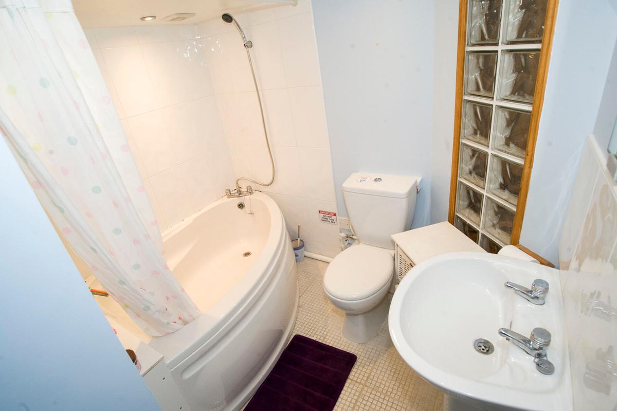 3 bedroom apartment for rent Dover Road, Sheffield, S11 8RH UniHomes