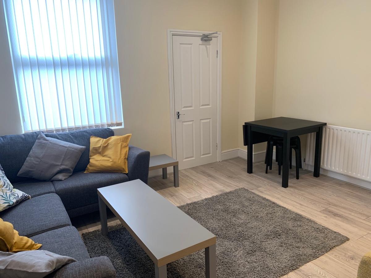 5 bedroom house for rent Blandford Grove, Leeds, LS2 9AN UniHomes