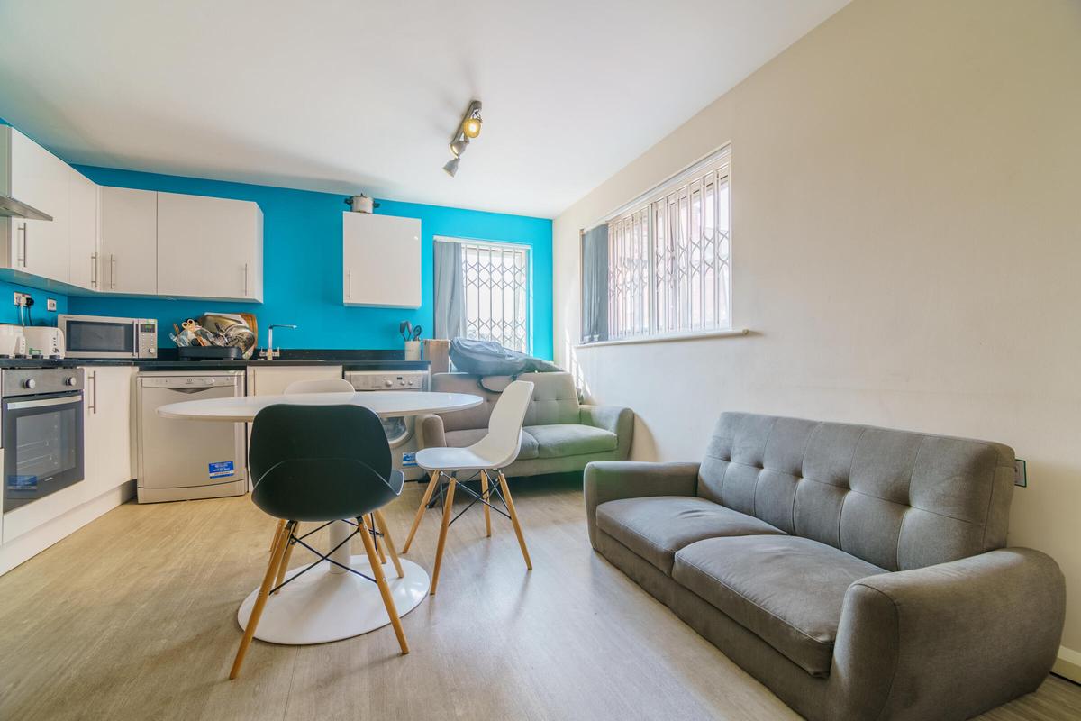 6 bedroom apartment for rent Forster Street, Nottingham, NG7 3DD UniHomes
