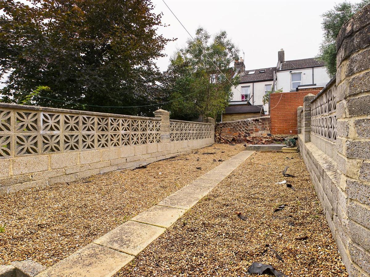 3 bedroom apartment for rent Sandown Road, Brighton, BN2 3EJ UniHomes