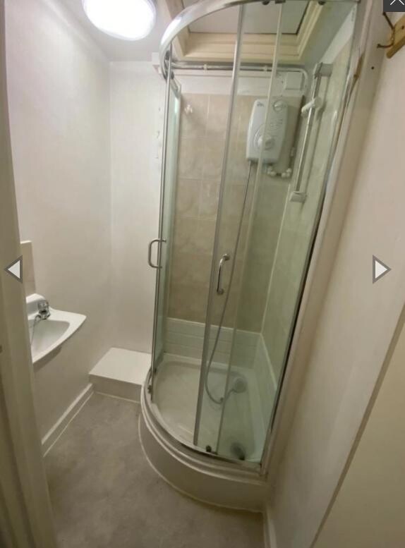 4 bedroom house for rent Blenheim Square, Leeds, LS2 9AR UniHomes