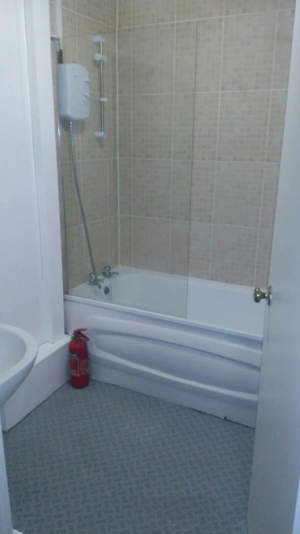 4 bedroom apartment for rent Eaton Crescent Uplands, Swansea, SA1 4QR