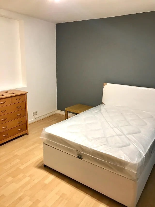 4 bedroom apartment for rent Eaton Crescent Uplands, Swansea, SA1 4QR