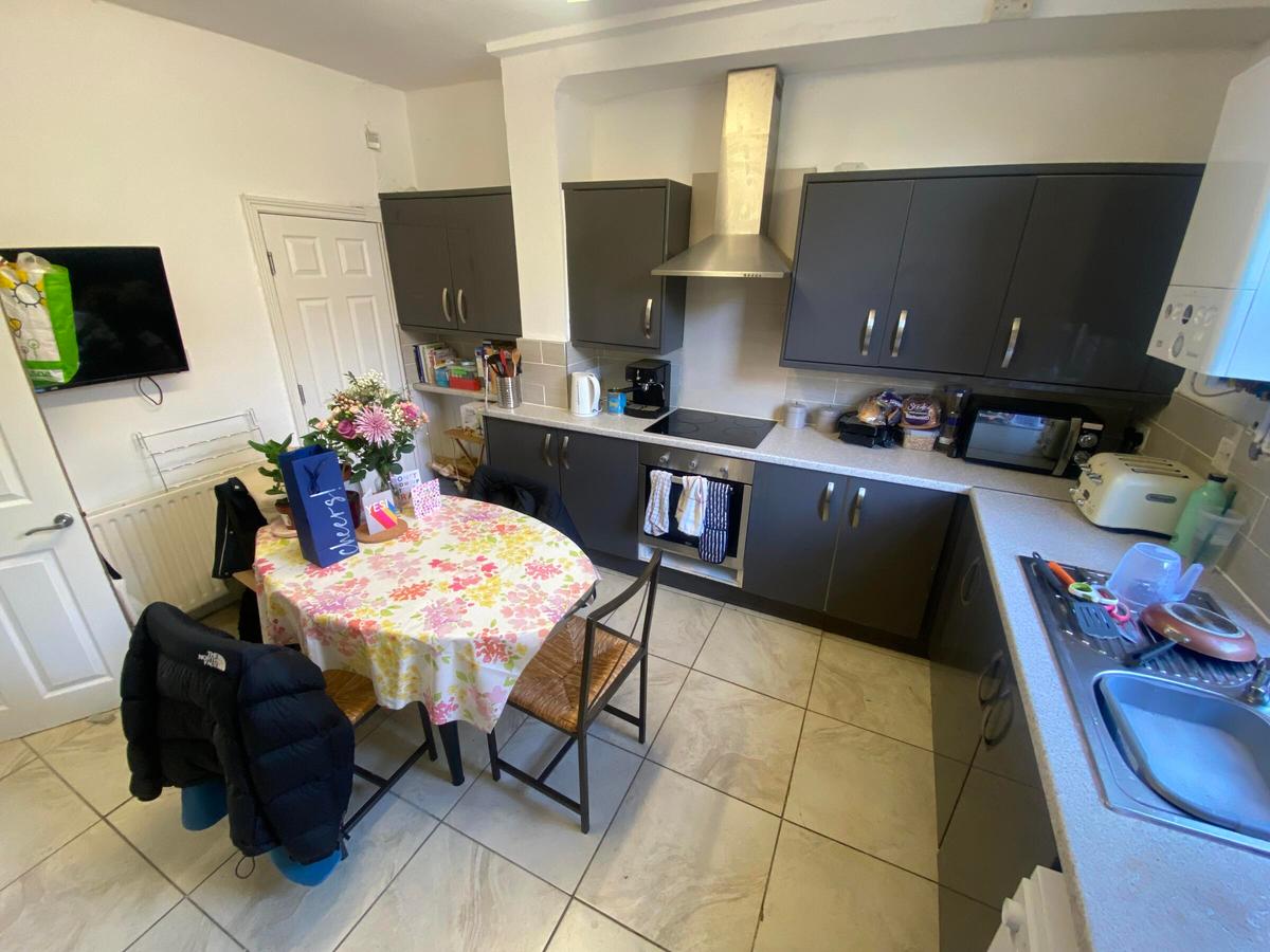 4 bedroom house on Commonside, Crookesmoor, Sheffield