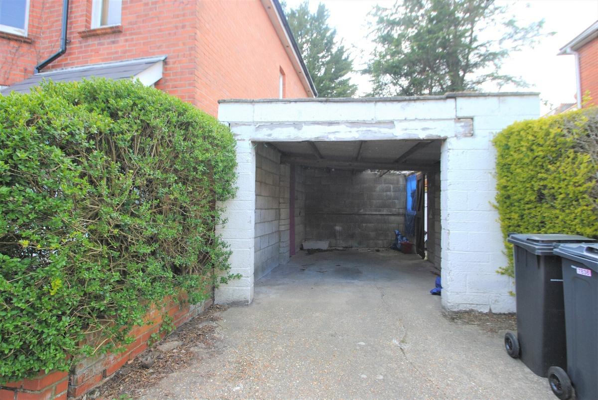 6 bedroom house for rent Bonham Road, Bournemouth, BH9 1AW UniHomes