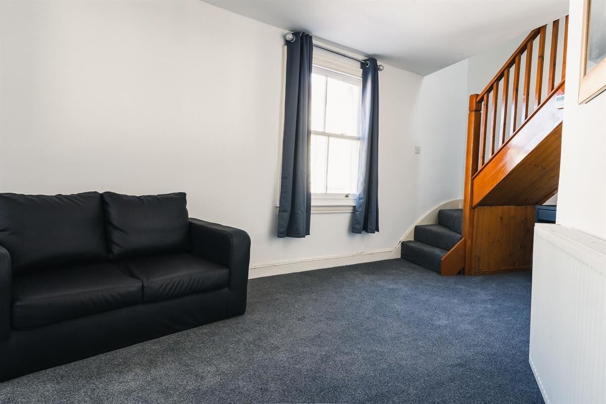 1 bedroom apartment for rent B High Street, Leamington Spa, CV31 1LW