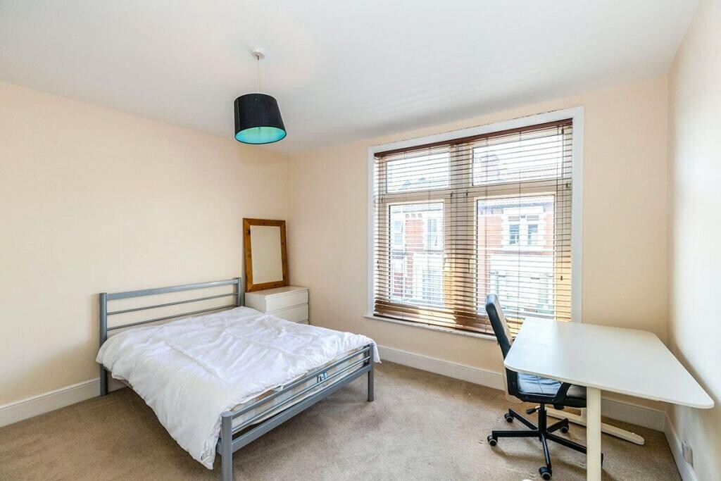 4 bedroom house for rent Orchard Road Portsmouth, PO4 0AD UniHomes