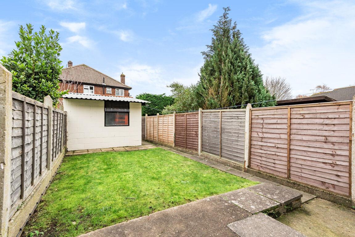 4 bedroom house for rent Worplesdon Road, Surrey, GU2 9RS UniHomes