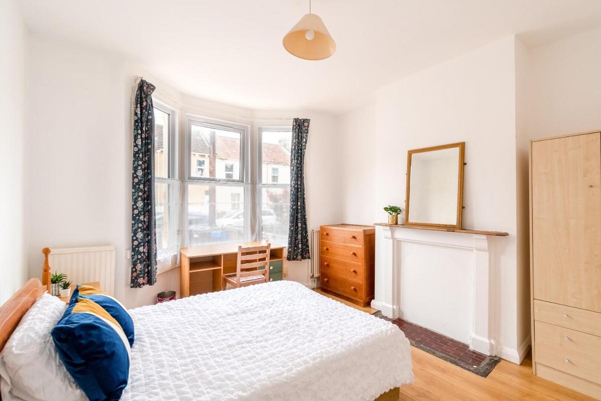 5 bedroom house for rent Lorne Road, Bath, BA2 3BY UniHomes