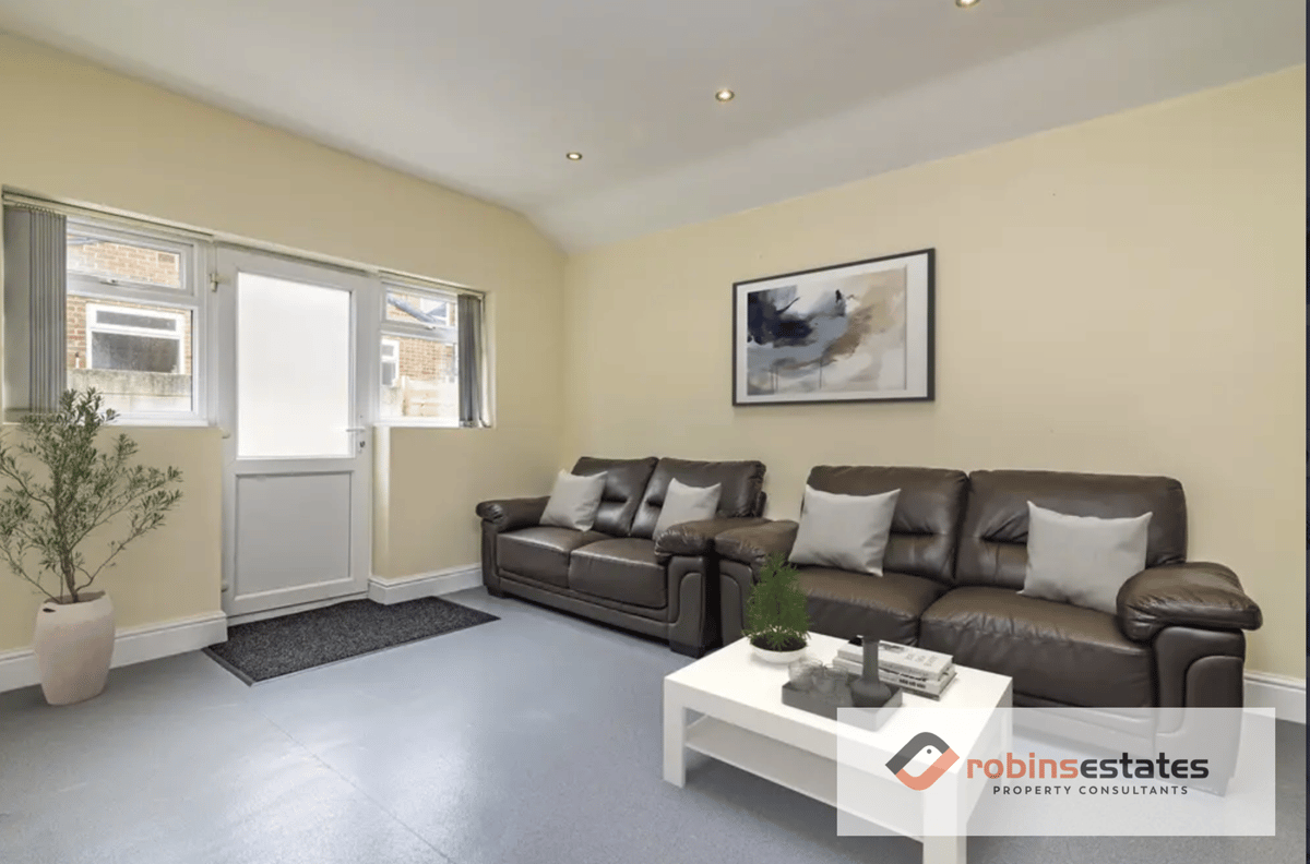 7 bedroom house for rent Church Avenue, Nottingham, NG7 2EW | UniHomes