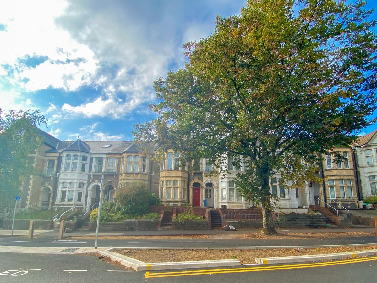 5 bedroom house for rent Cathays Terrace, Cardiff, CF24 4HW UniHomes