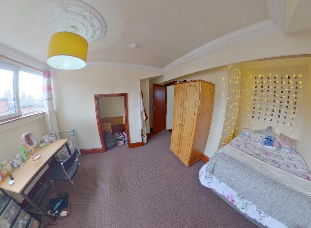 6 bedroom house for rent Manor Drive Six Beds, Hyde Park, Leeds, LS6 1DD UniHomes