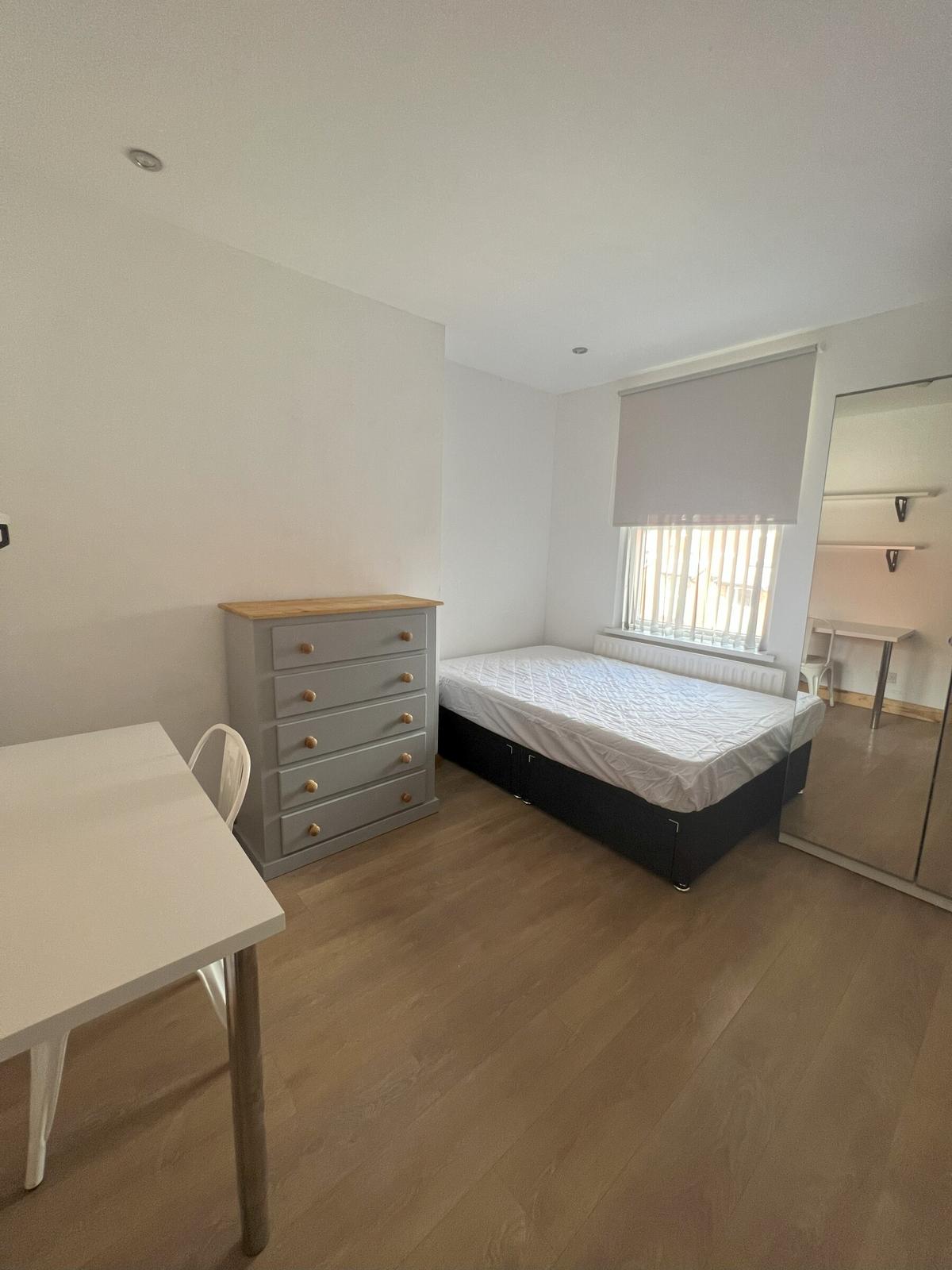 8 bedroom house for rent Welton Road, Leeds, LS6 1EE UniHomes