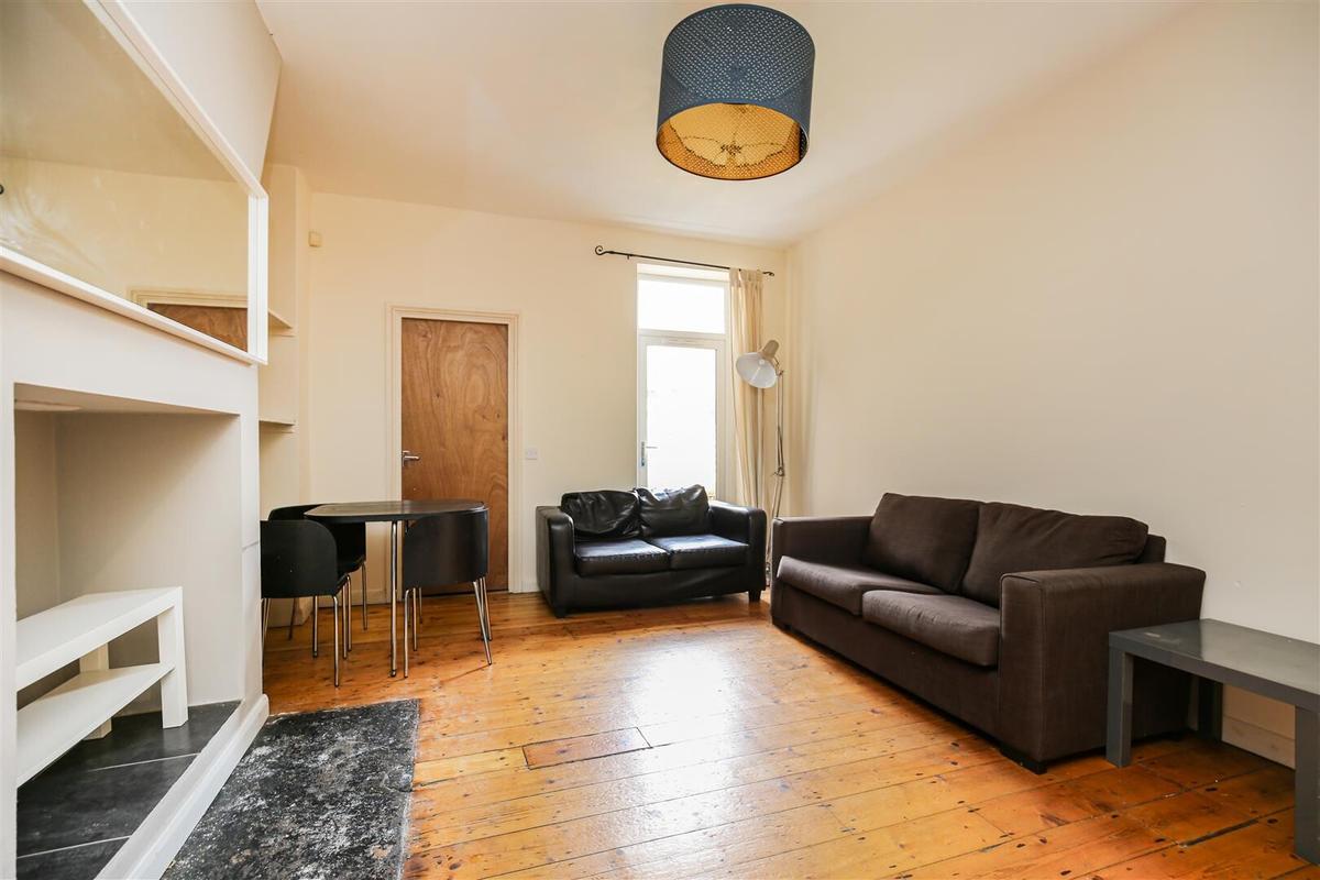3 bedroom apartment for rent Malcolm Street, Newcastle, NE6 5PL UniHomes